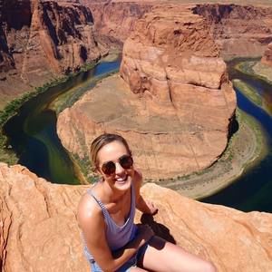 Meet your Posher, Laura